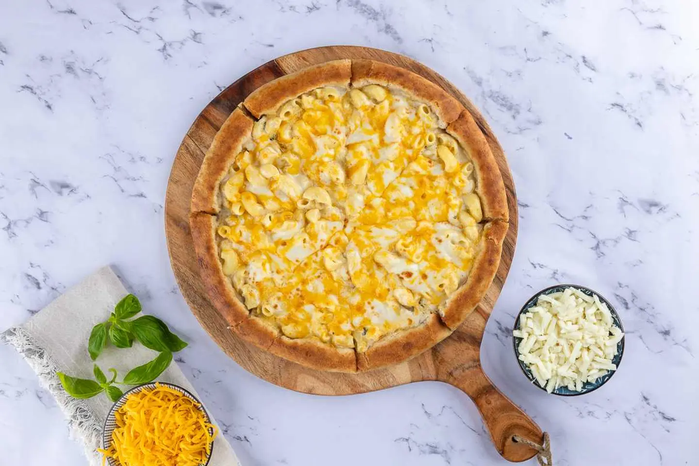 Mac & Cheese Pizza Medium