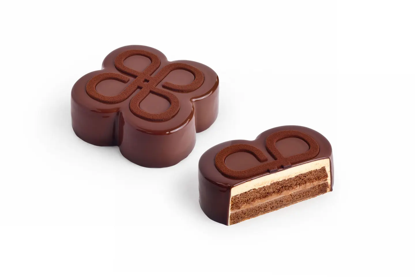 Vanilla Caramel Chocolate Cake Medium