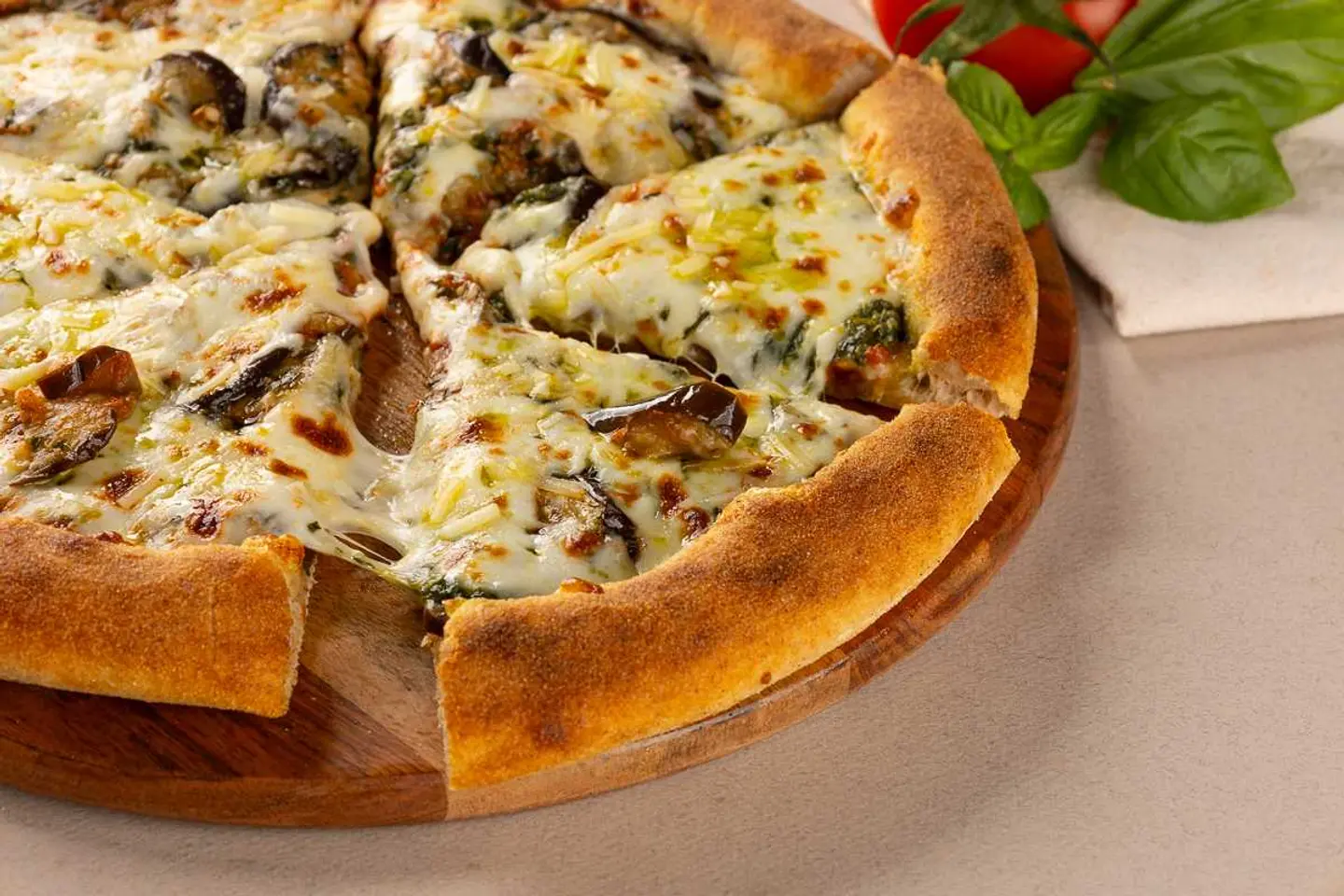 Aubergine Pizza Medium