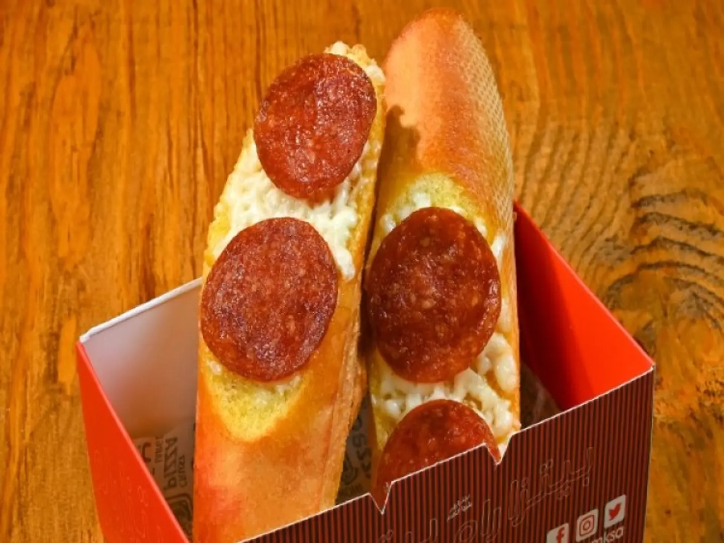 خبز الثوم بالببروني