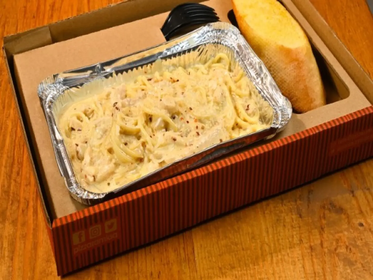 سباجتي الدجاج الحار