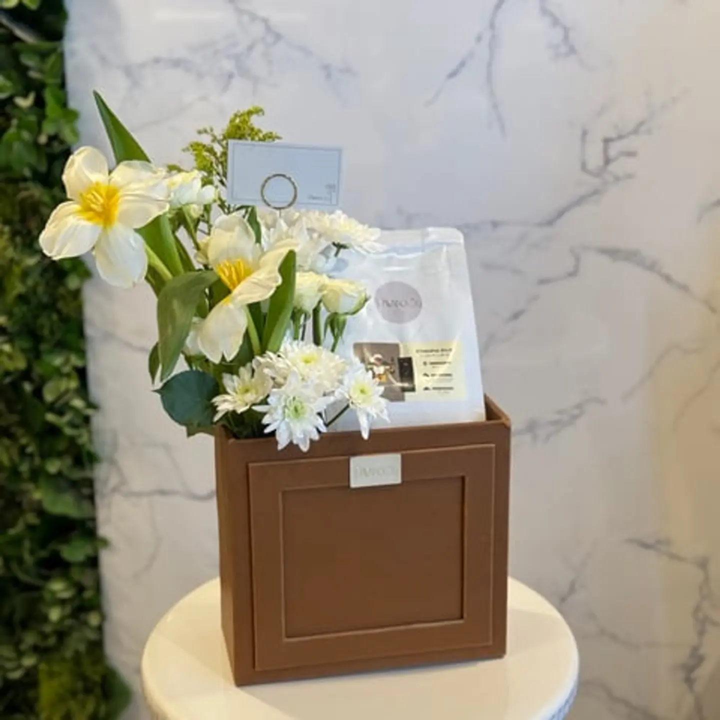 Luxury Coffee & Roses Box