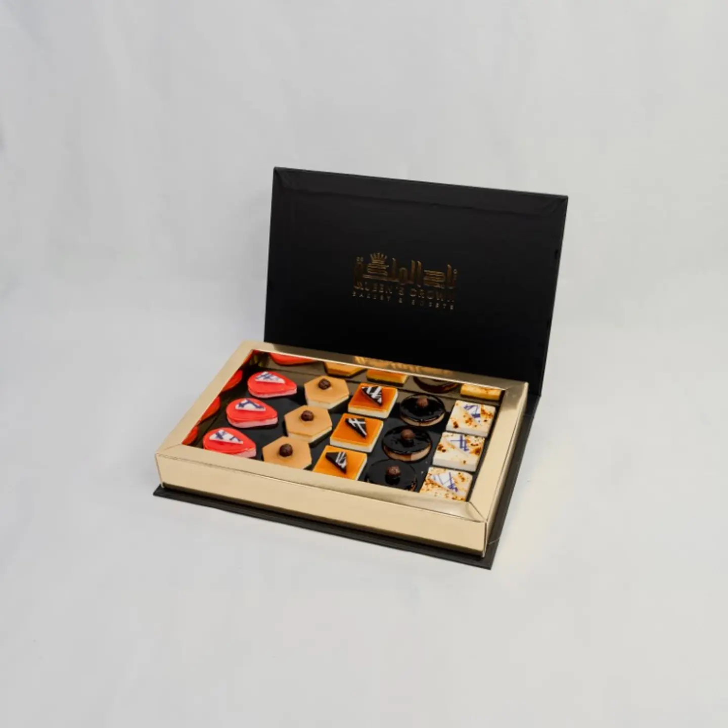 بوكس تشيز وموس كيك وسط