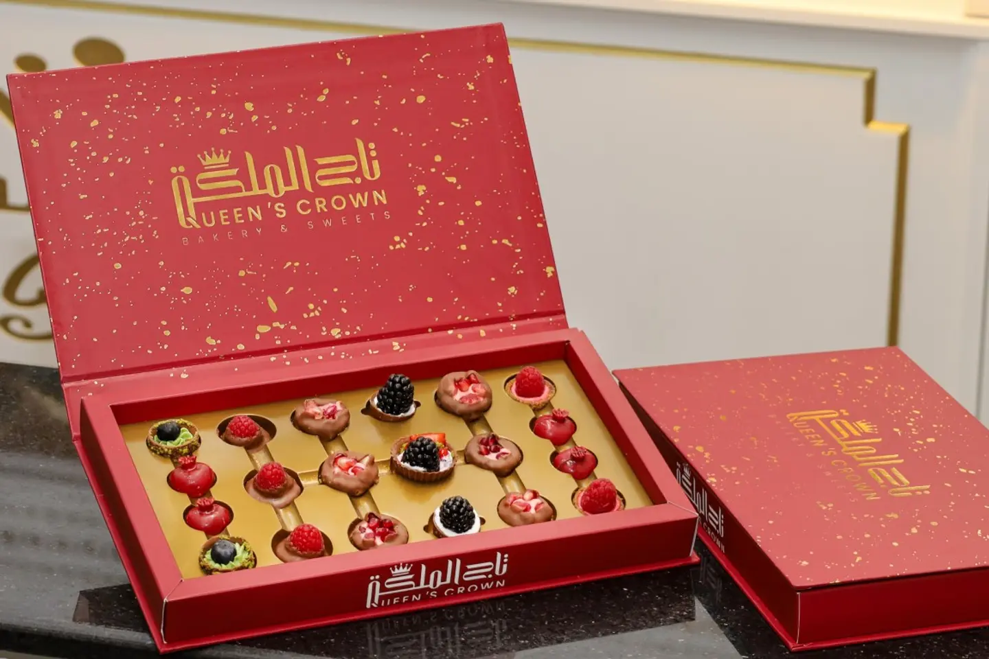 مقسم شوكولا بلجيكي فواكة