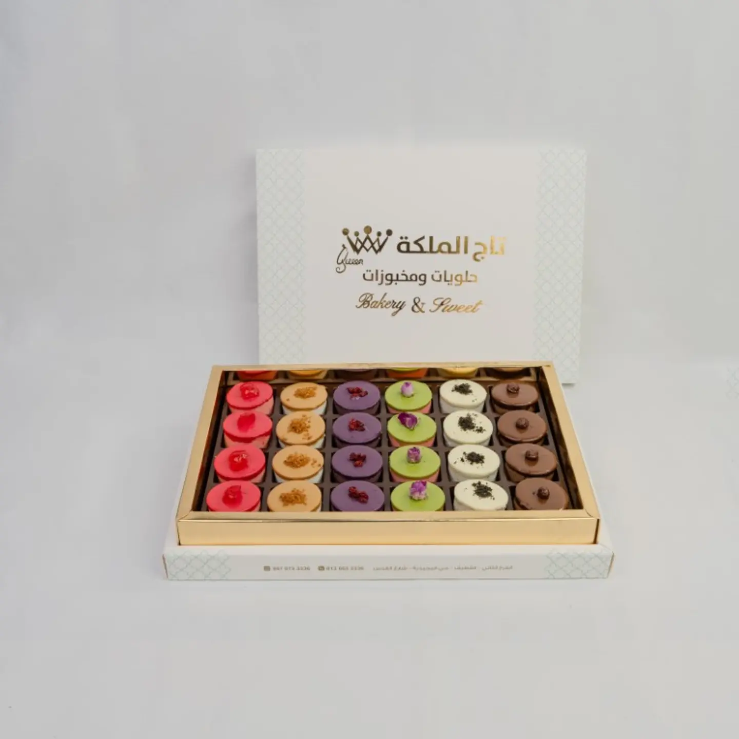 Large Cheesecake Soiree Box