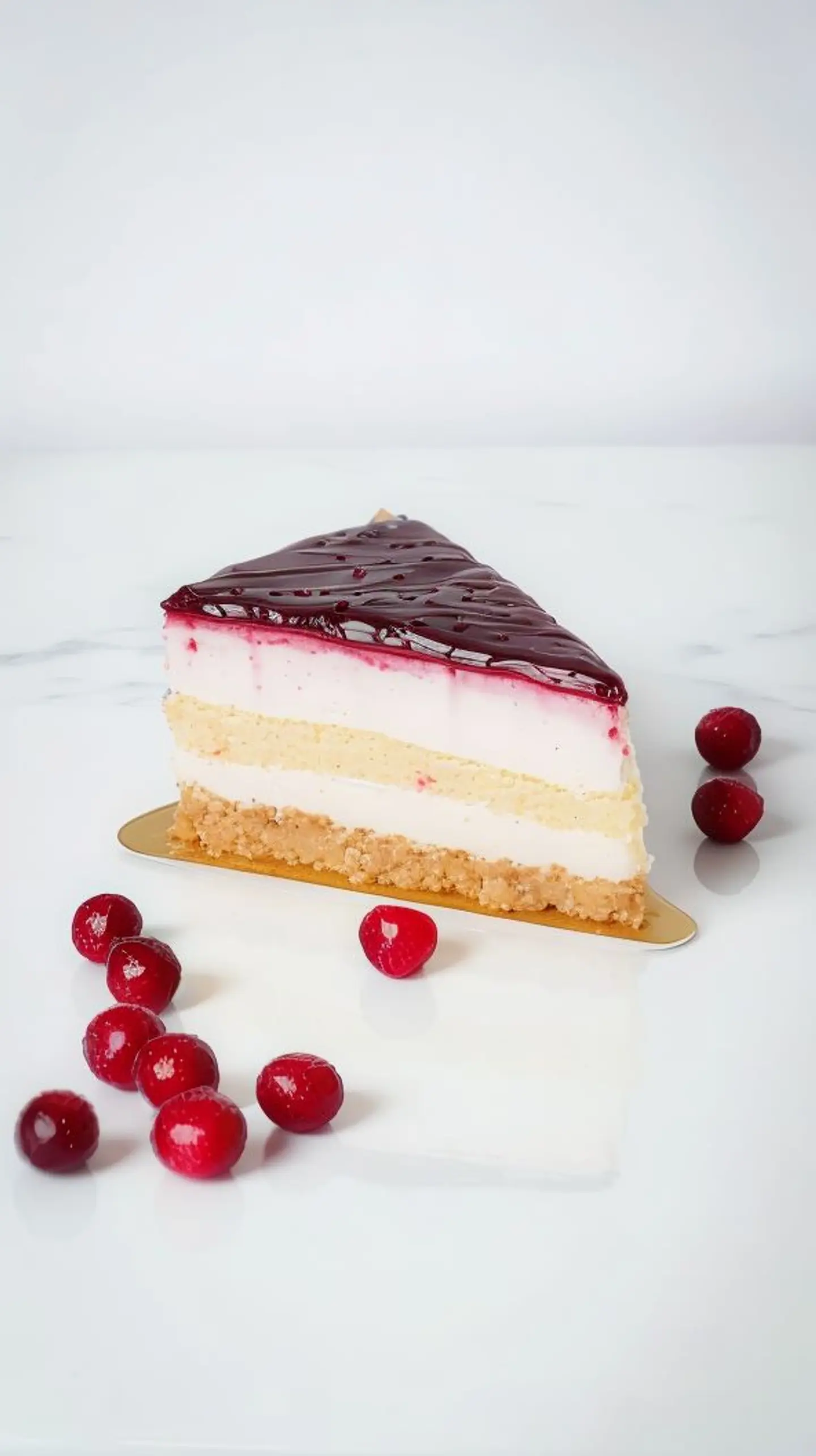 Roseberry Cheesecake Slice