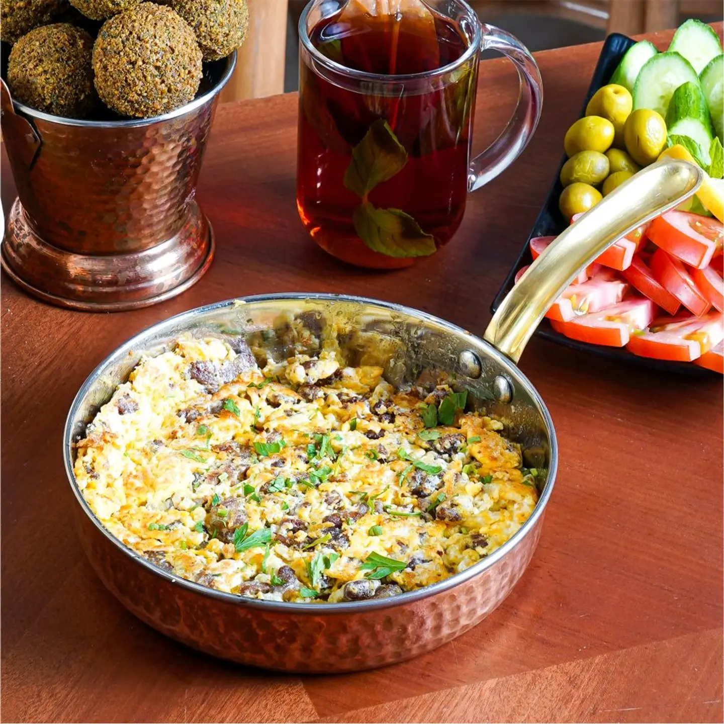 بيض مقلي باللحم