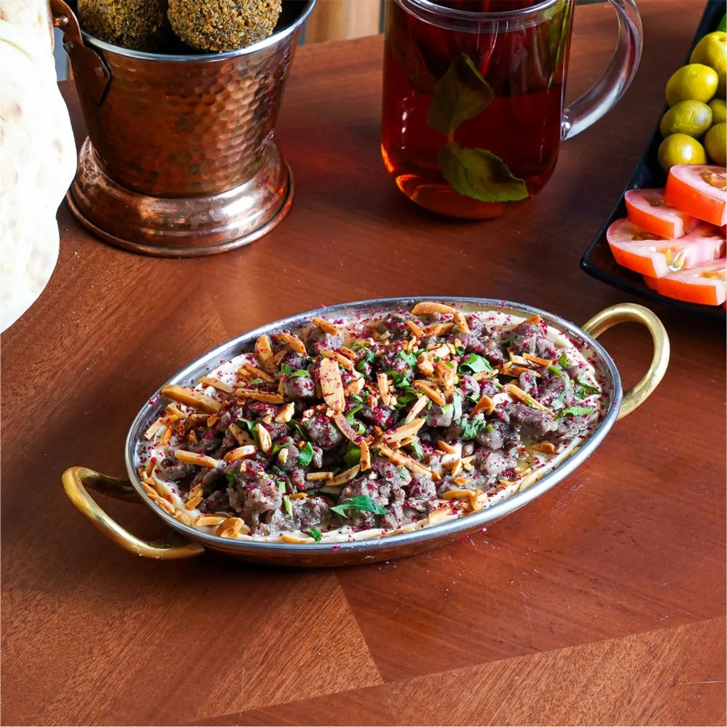 حمص باللحمة