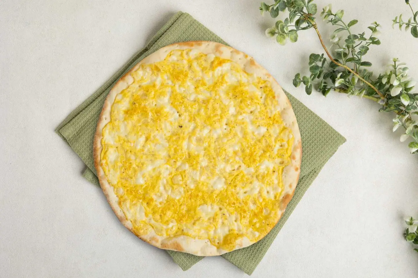 Egg N Cheese Manakeesh
