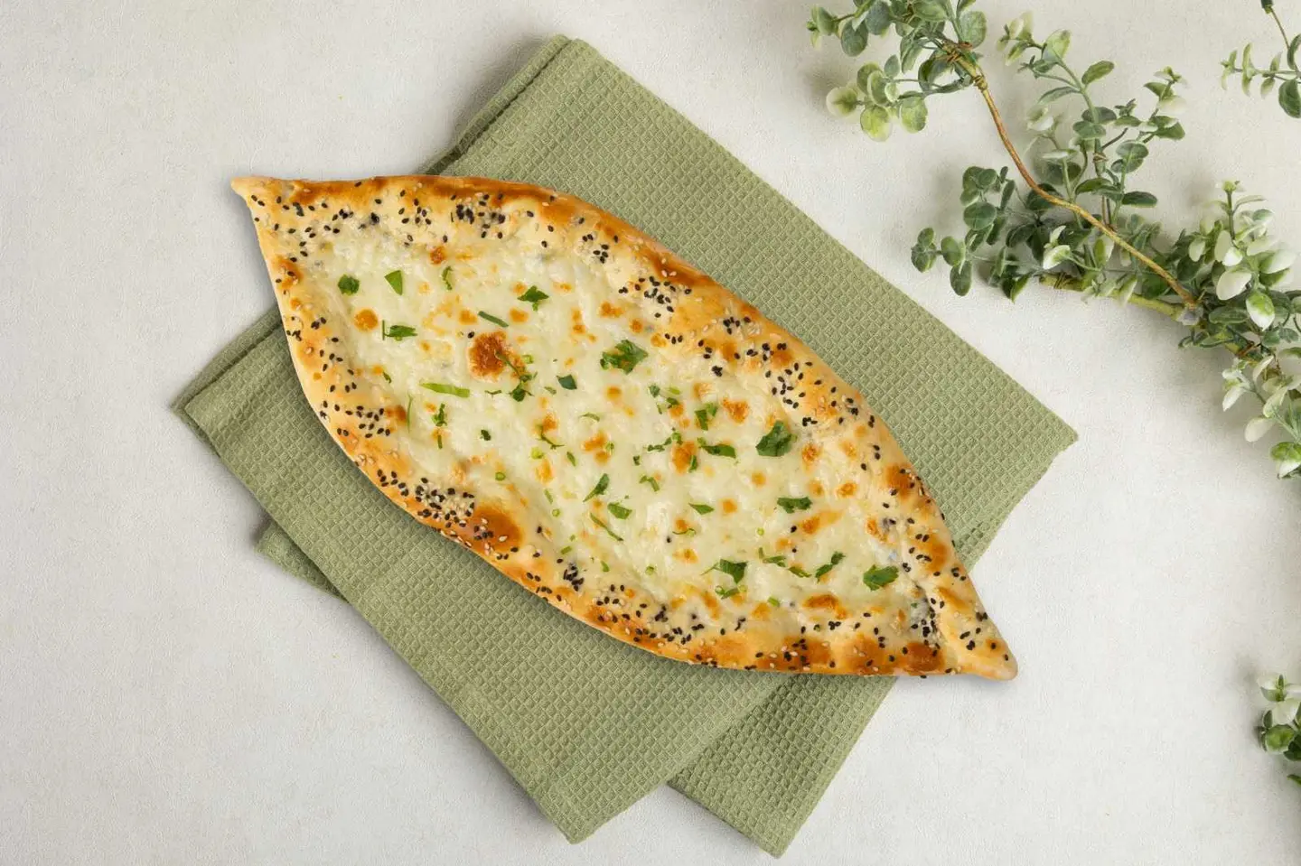 فطاير جبنة عكاوي