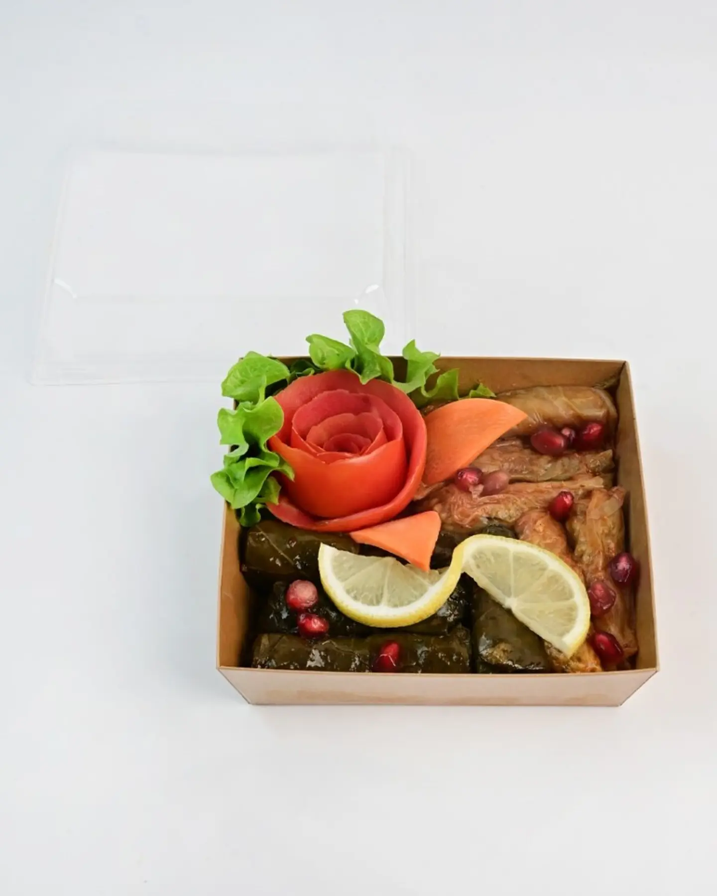 Yalanji Cabbage And Grape Leaves Plate 300 G 4754