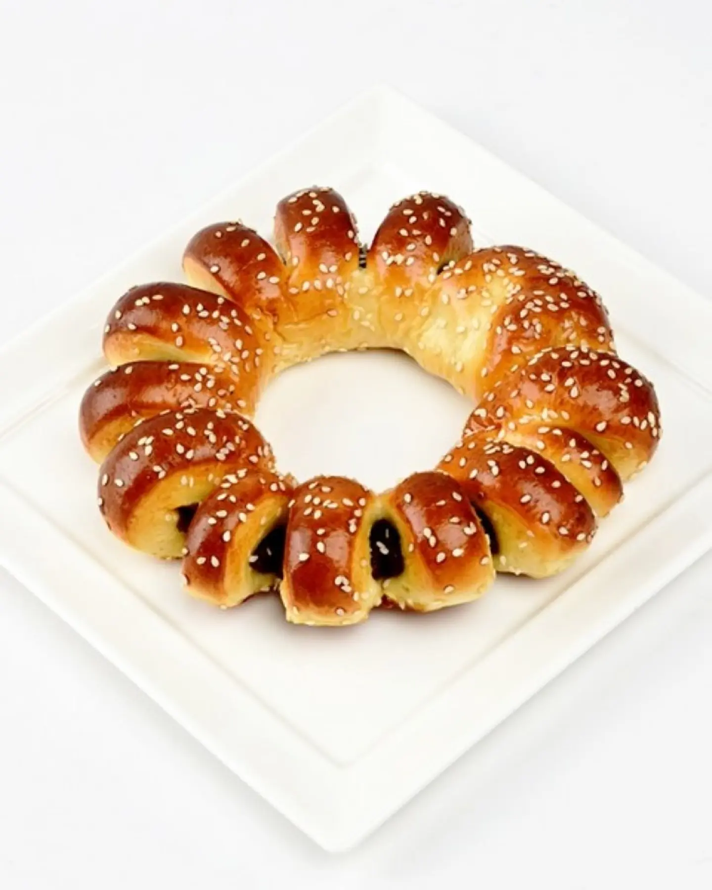 بريوش بالتمر 2551