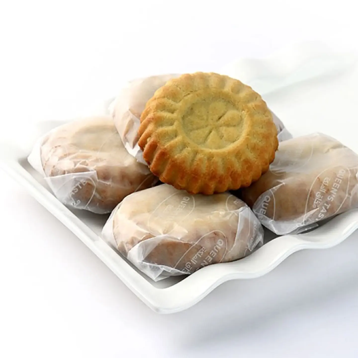 Wrapped Semolina Date Maamoul 2875