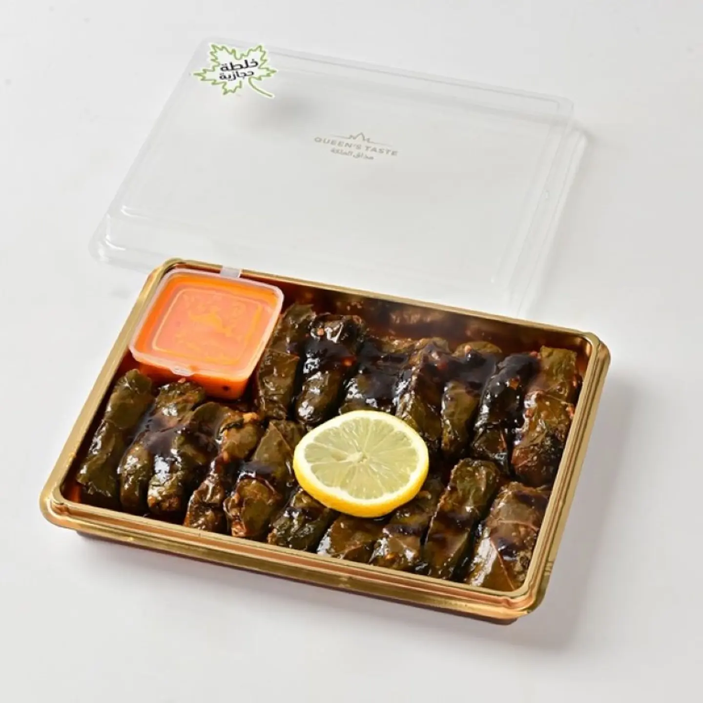 Plate Of Grape Leaves With Hijazi Mixture With Sauce 500 G 7978