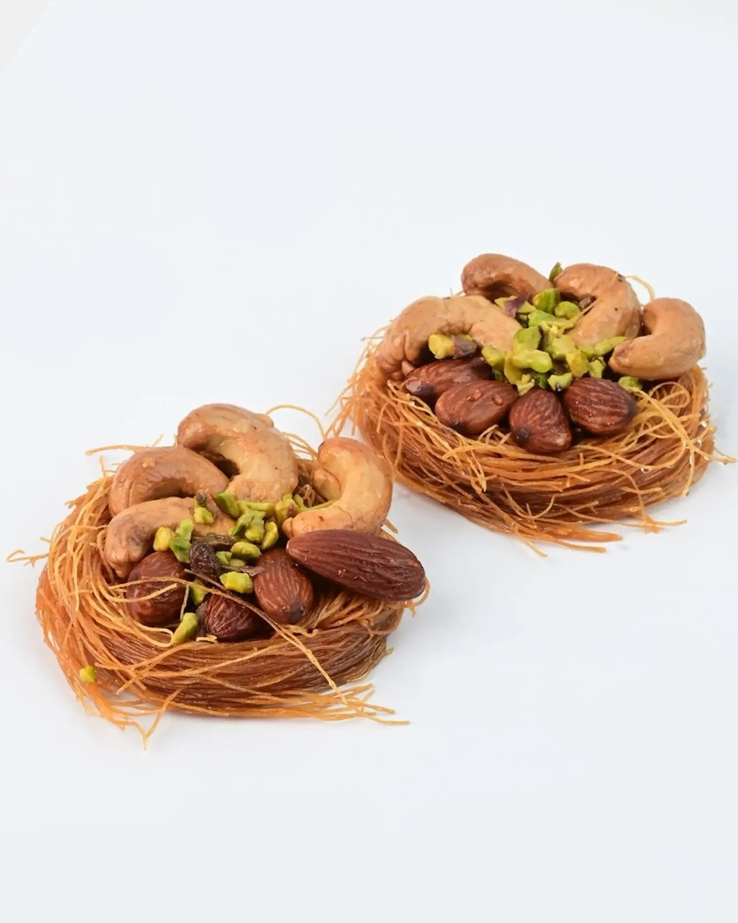 Kings Crown With Nuts 11723