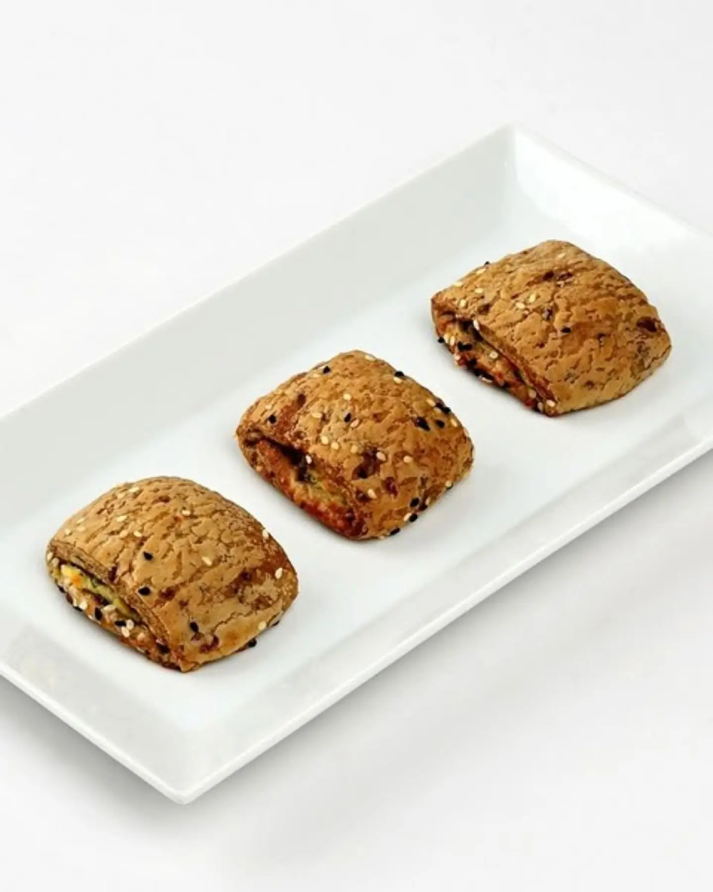 Whole Wheat Roll 803