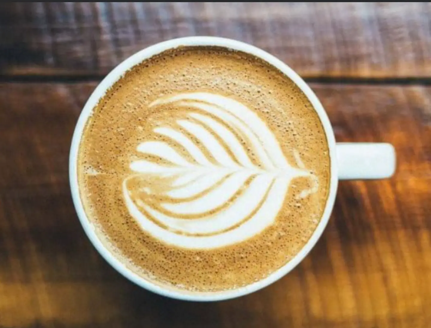 نسكافيه بالحليب.