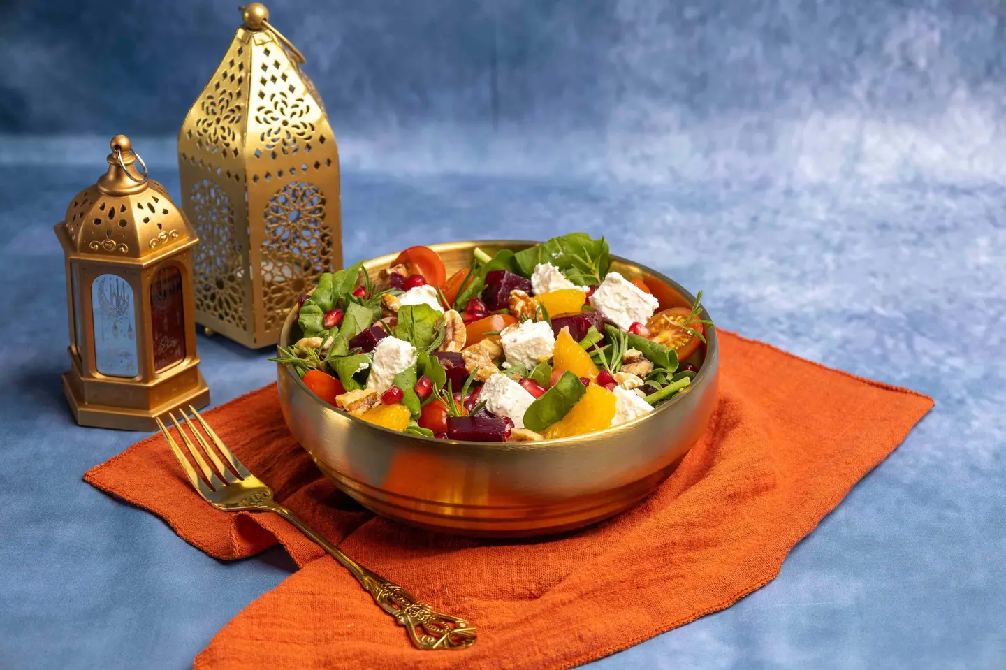 سلطة الشمندر والفيتا