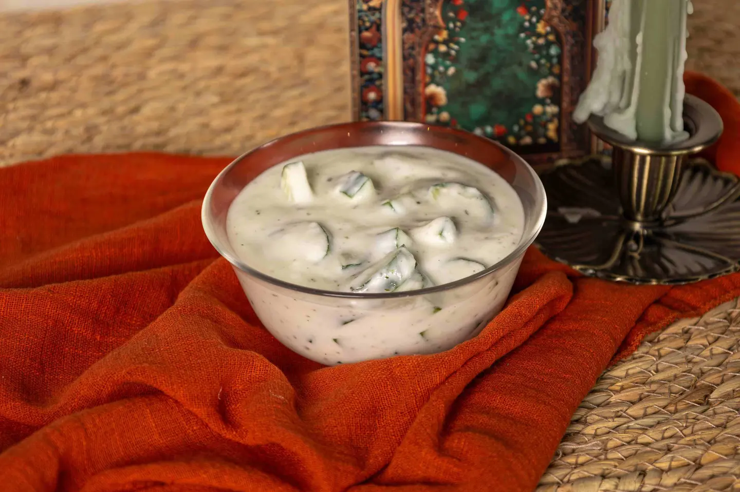 لبن و خيار مع نعناع