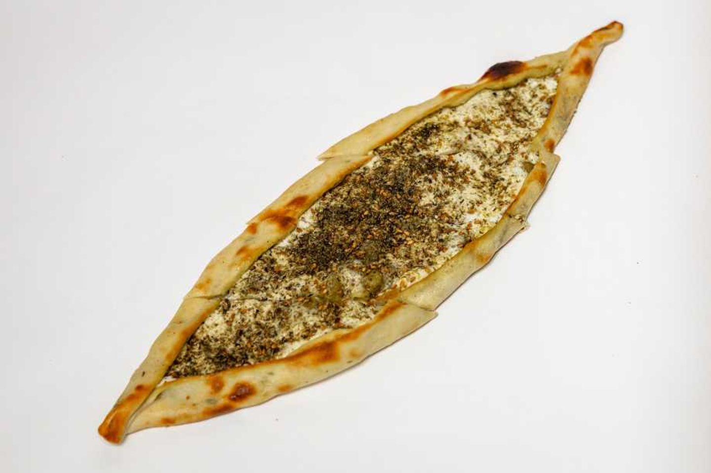 فطيرة زعتر لبنة قارب