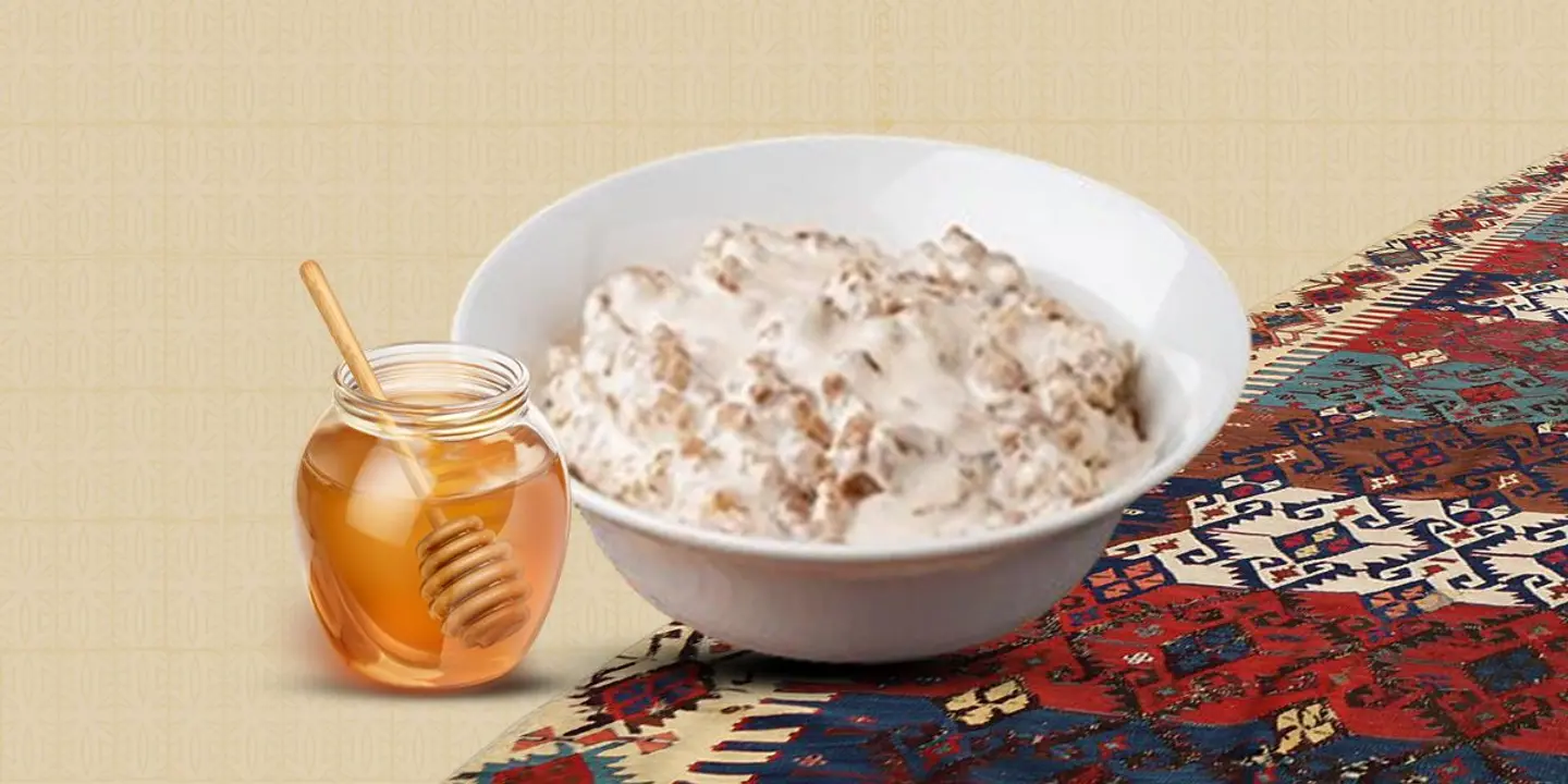 معصوب بالقشطة والعسل