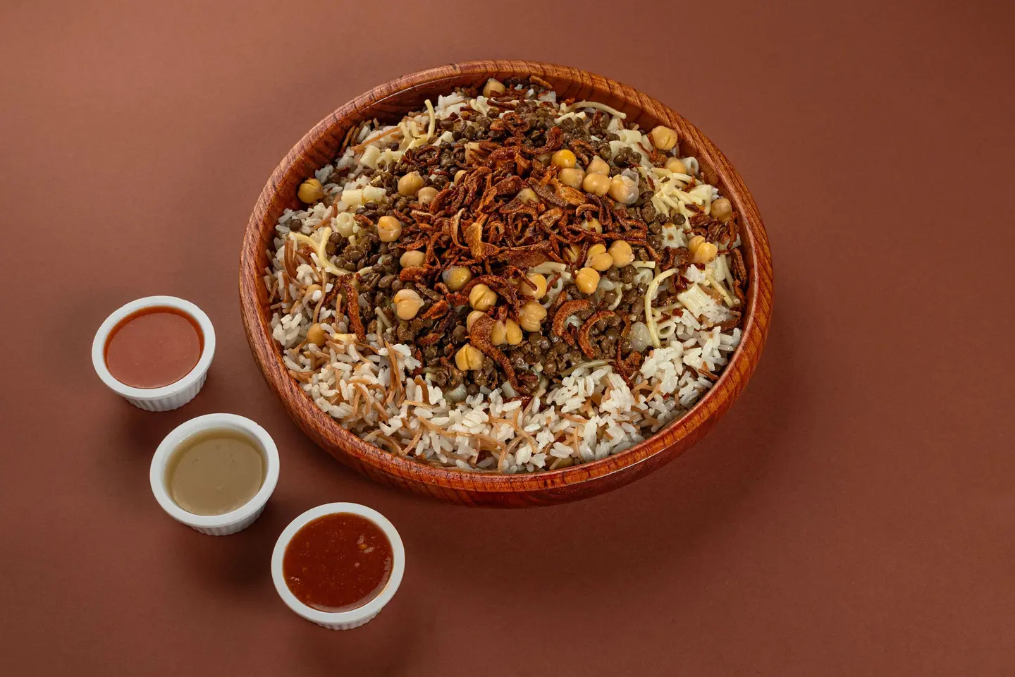 صحن كشري كبير