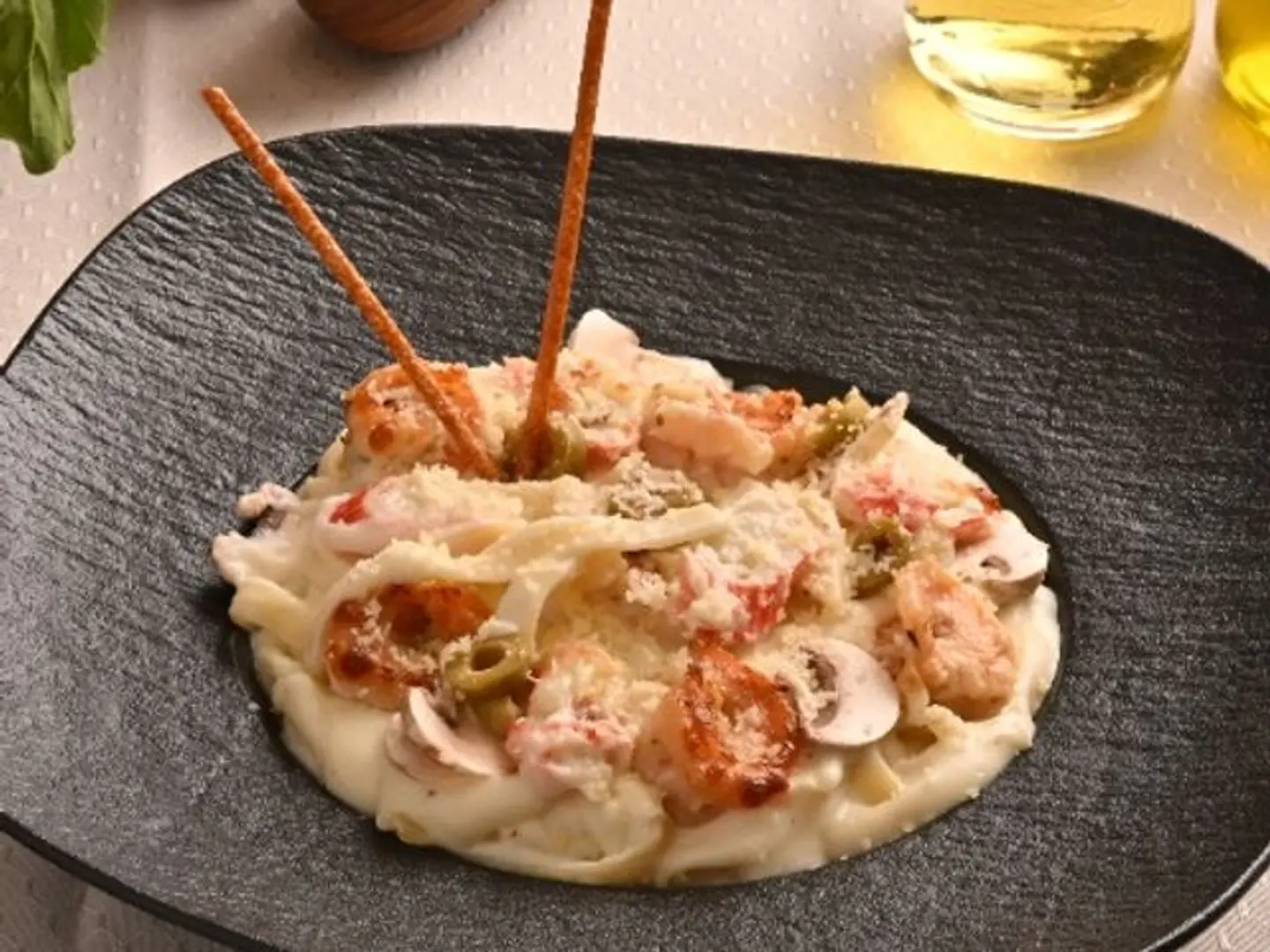 Penne Seafood Alfredo