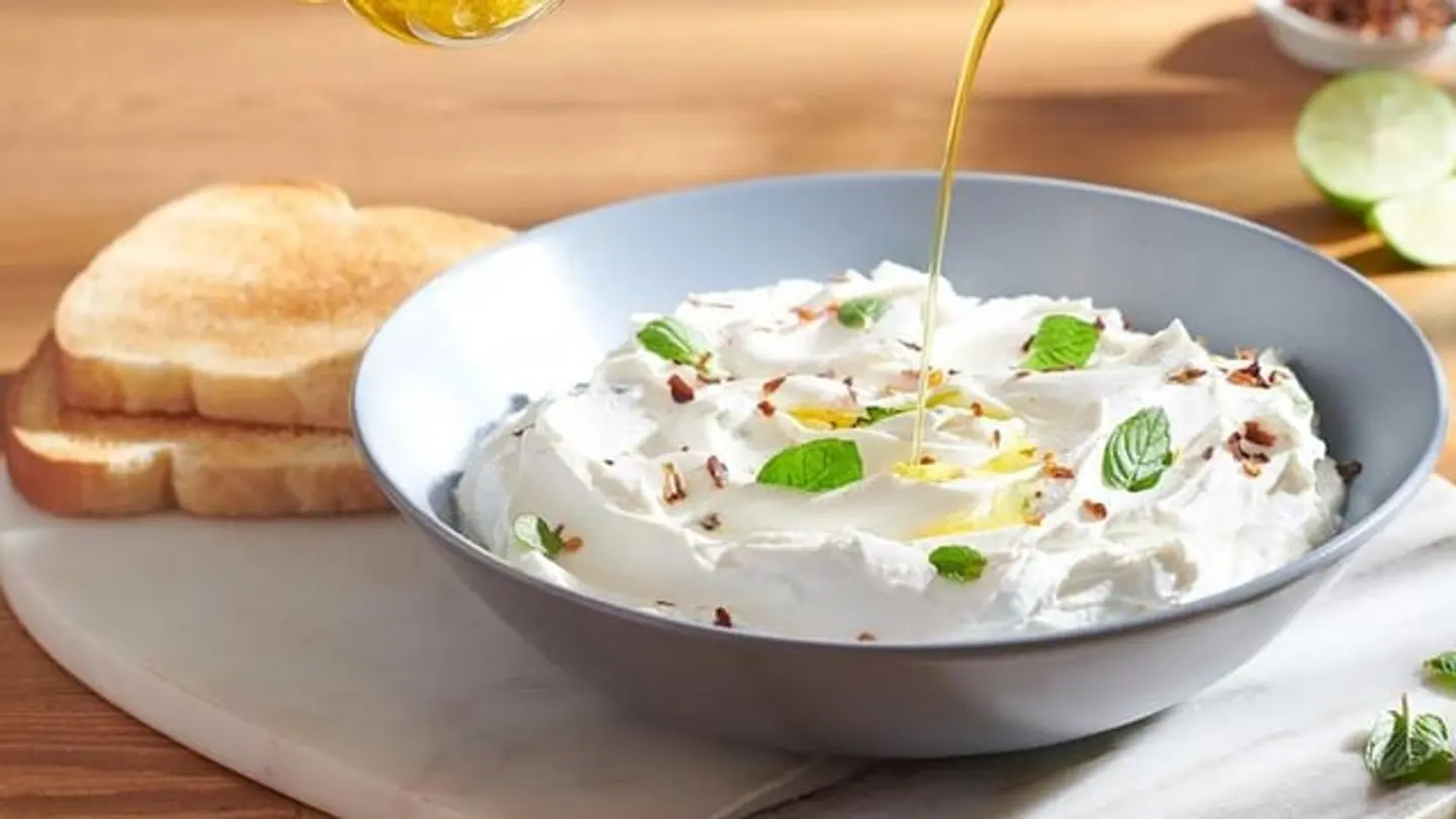 Labneh With Garlic