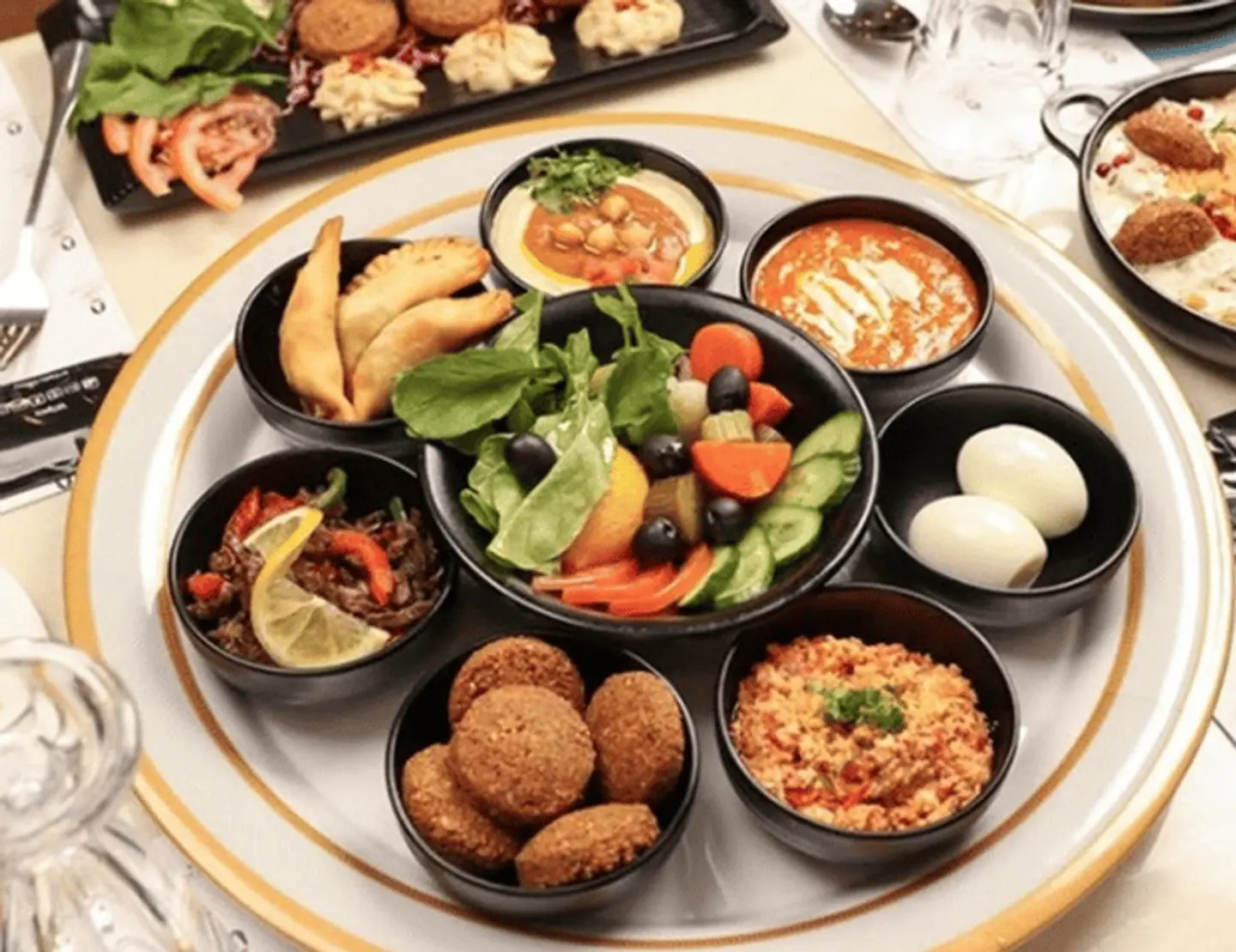 Big Mixed Breakfast Plate