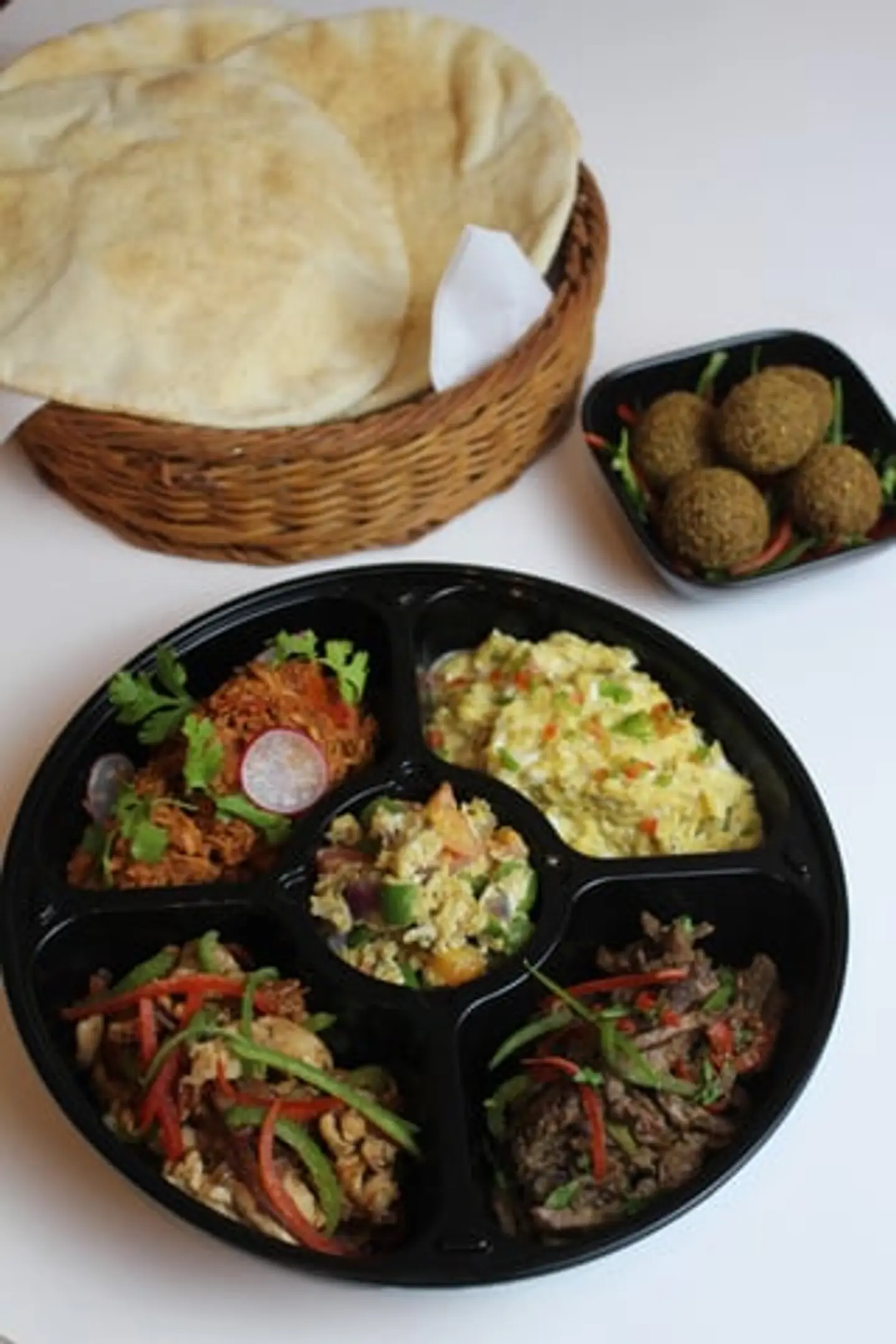 Big Mixed Breakfast Plate