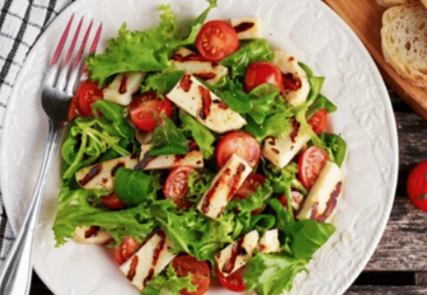 Halloumi Salad