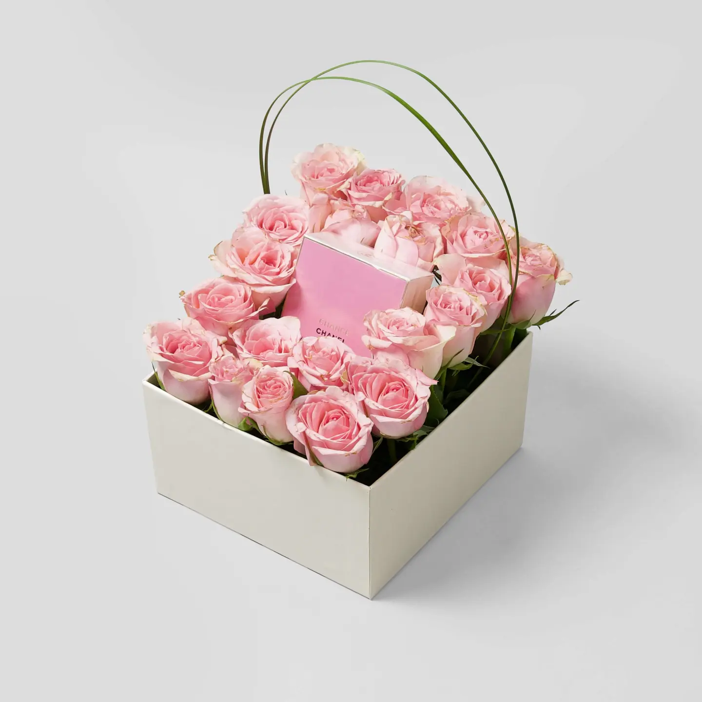 Rose Box 20 Light Pink Rose Stems