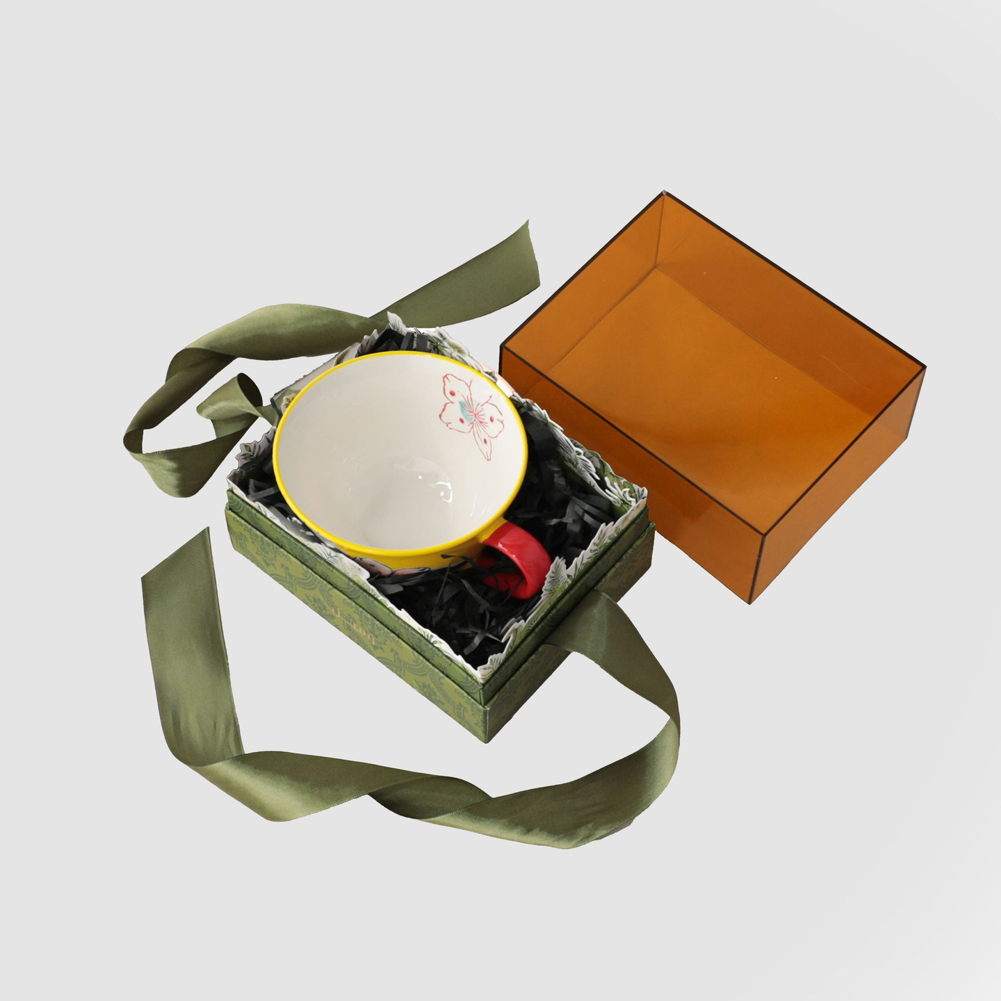 كوب برسومات أزهار أصفر