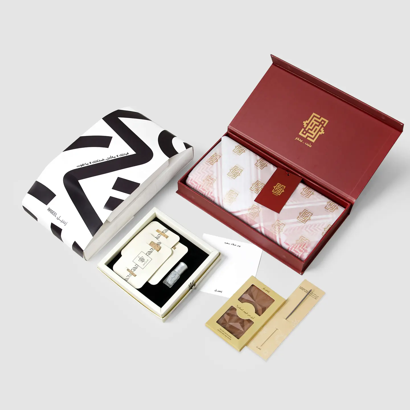 هدية ميلاد شماغ مقاس ٥٥ ومسك مع شوكولاتة