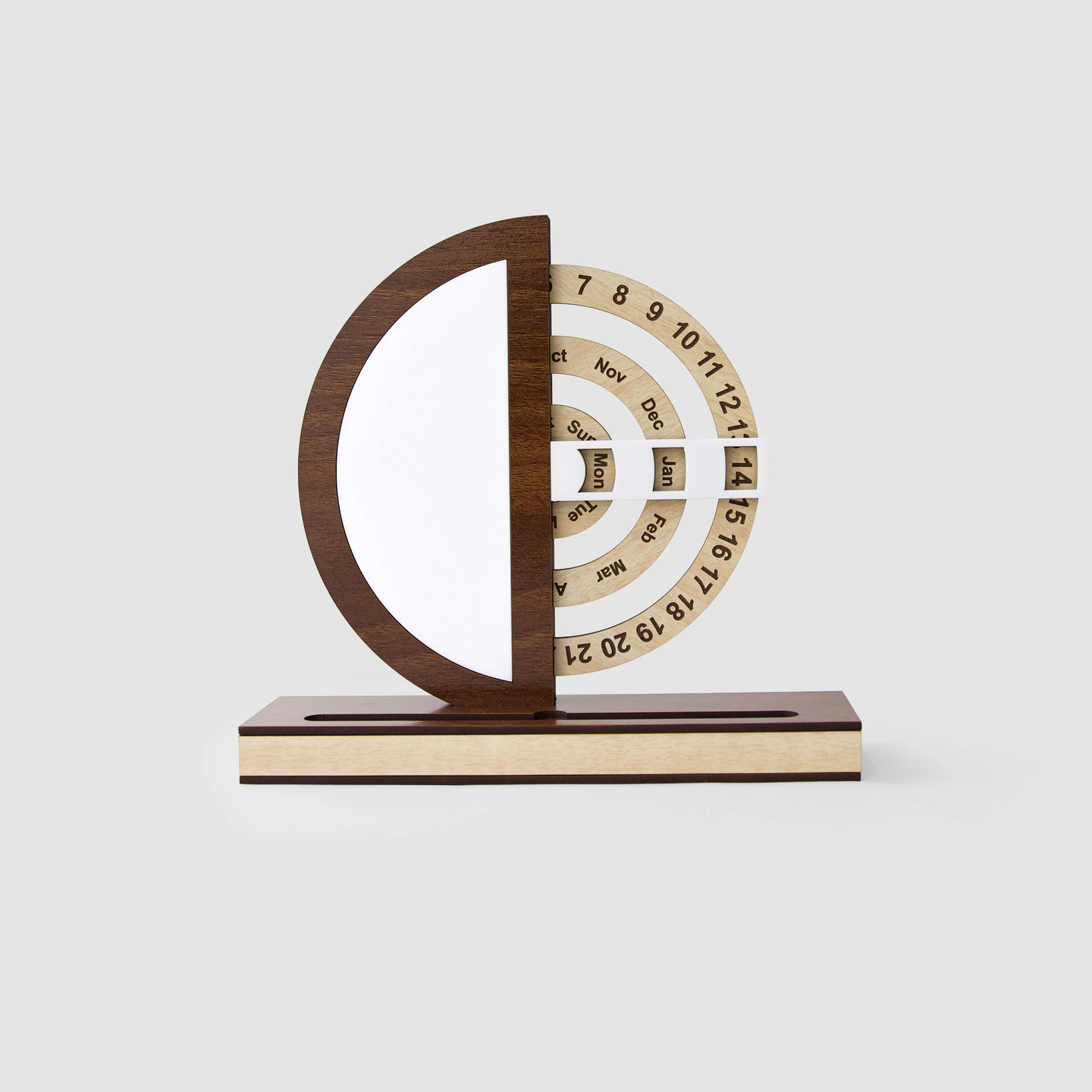 كالندر خشبي من وسام دلمون