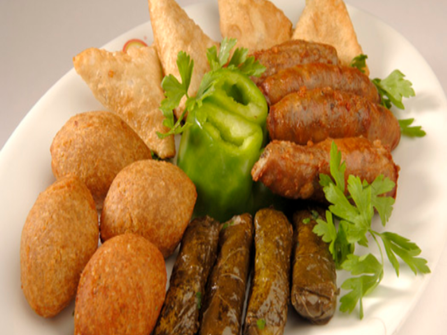 مقبلات ساخنة مشكل