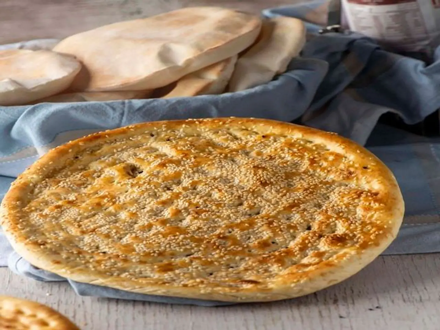 نان بالزبدة
