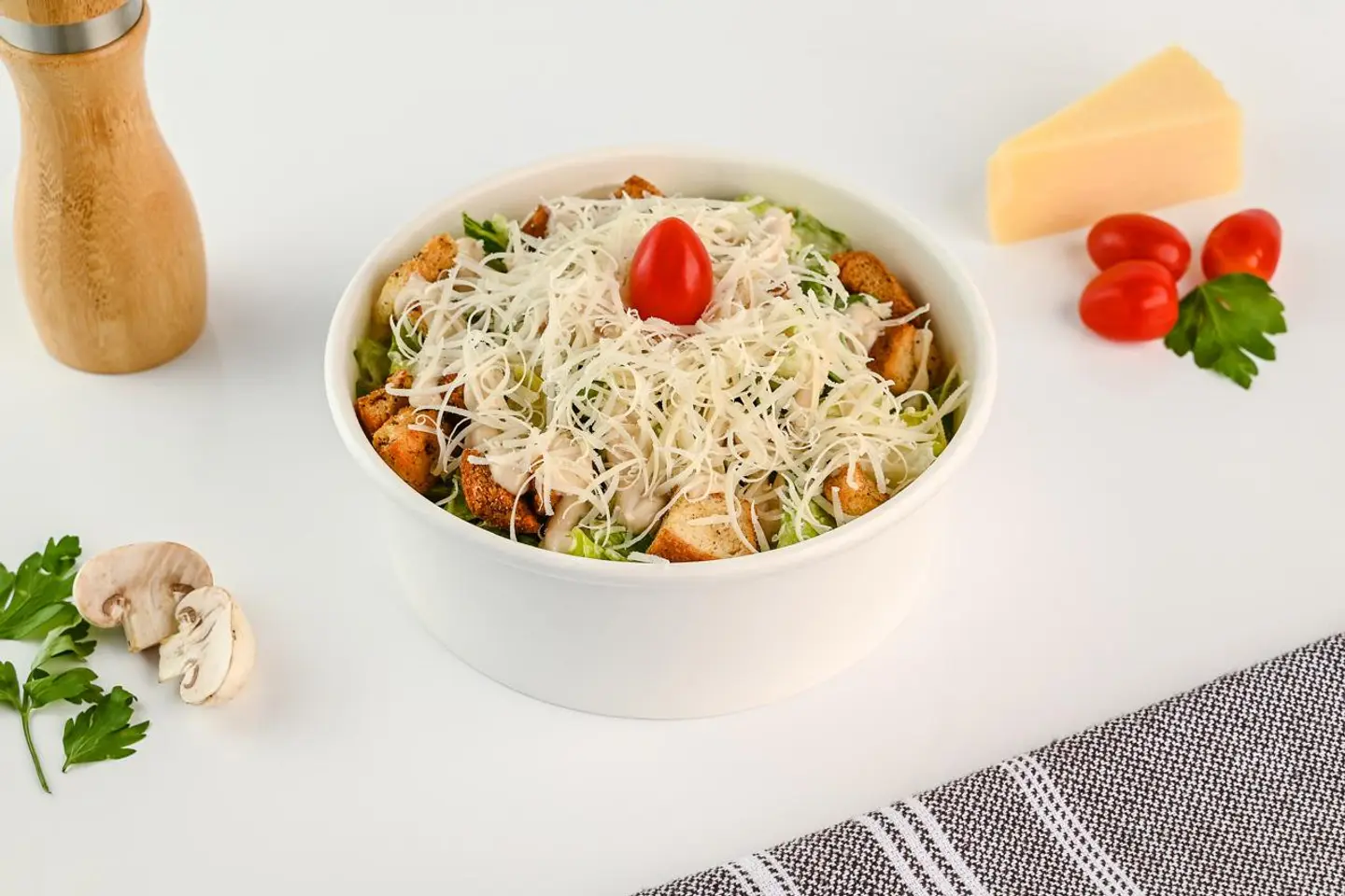 تشيكن سيزر سلاد