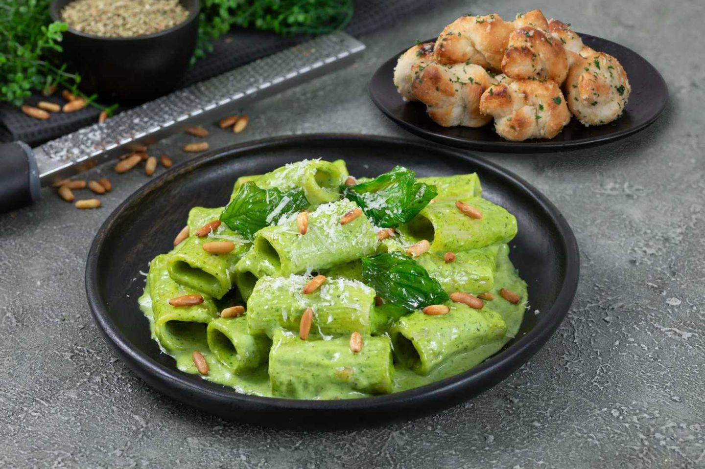 Pesto Rigatoni