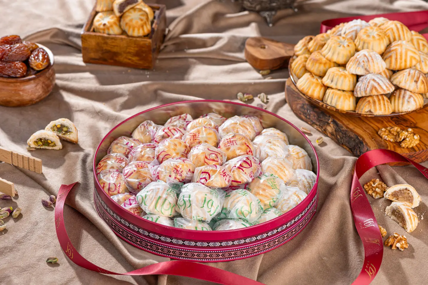 علبة معدن معمول مشكل