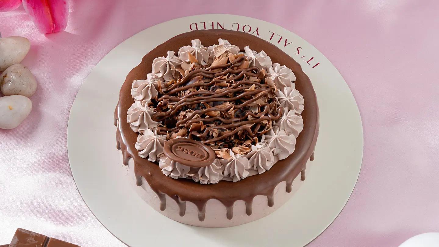Small Chocolate Cake