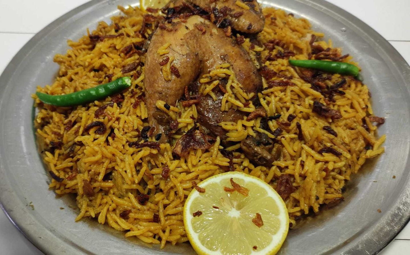 دجاج مضغوط - نصف