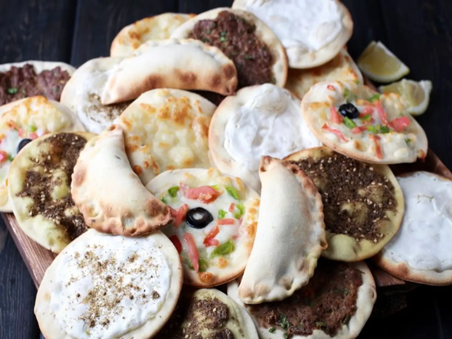 معجنات مشكلة
