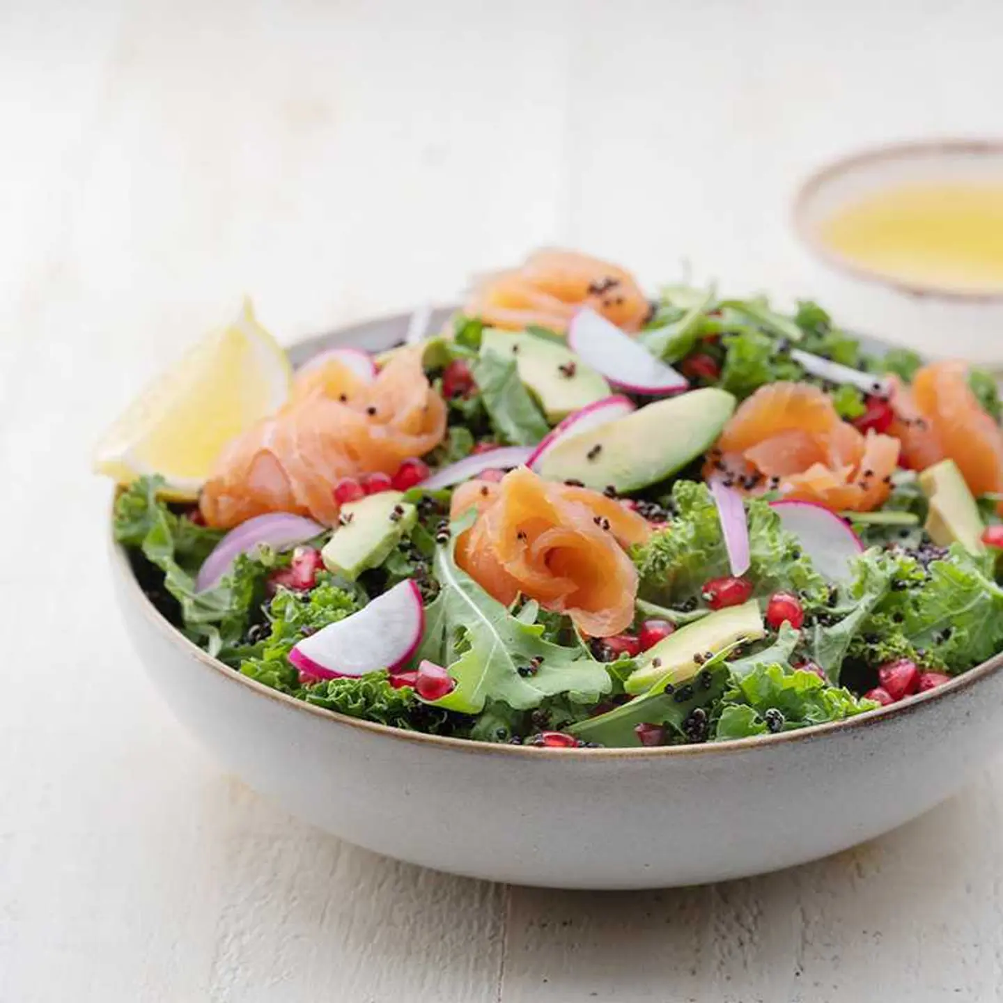 Smoked Salmon & Avo Salad Small