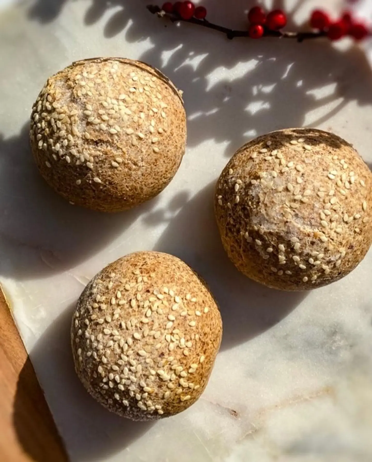 خبز البرغر باللوز/ كيتو - نباتي (١حبة)