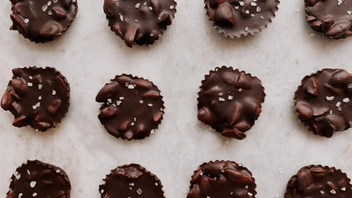 Chocolate Almond Clusters