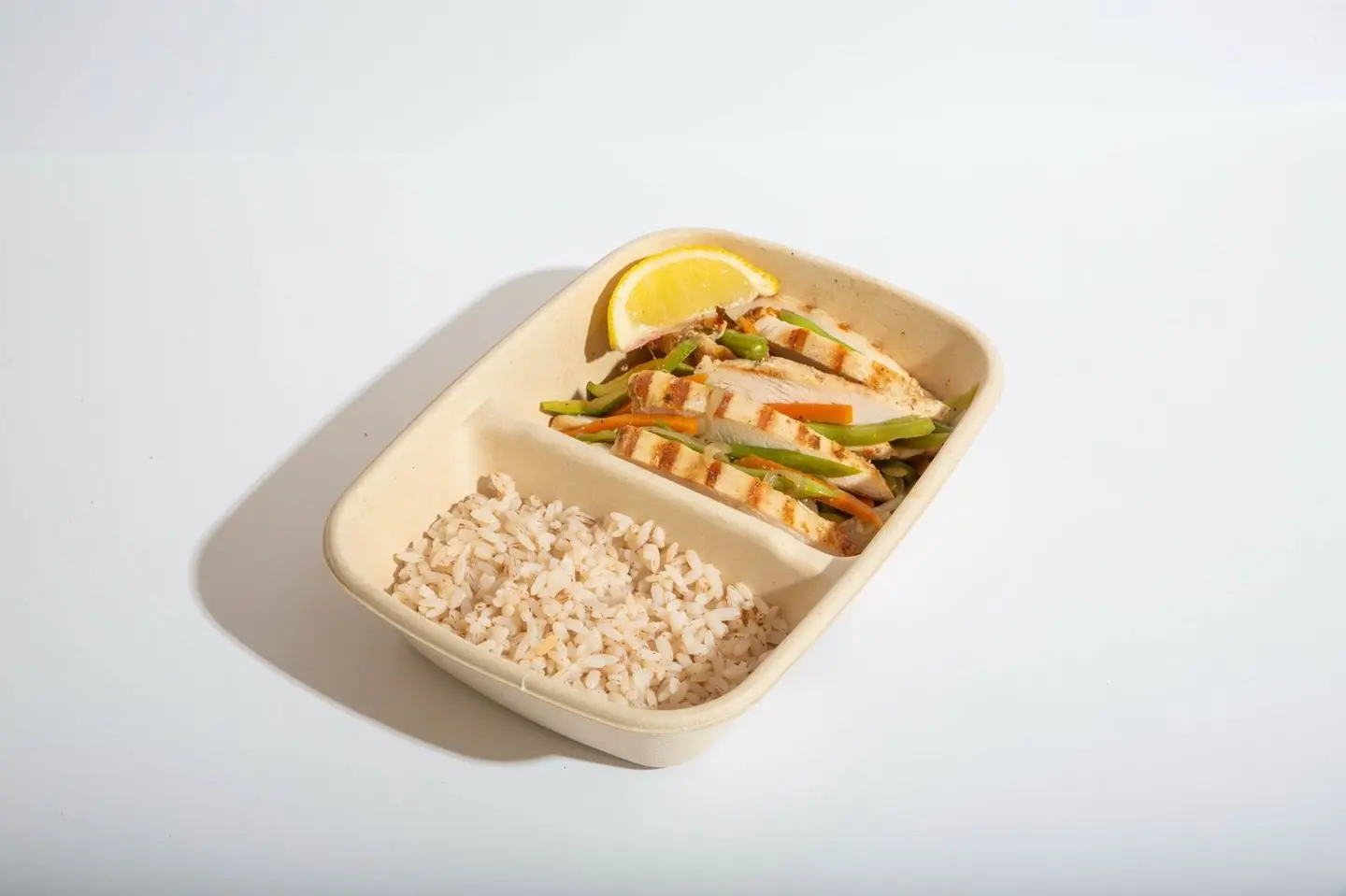 طبق دجاج مشوي