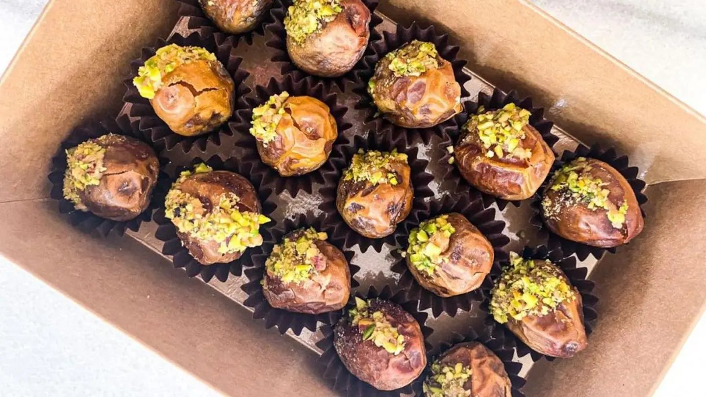 تمر عضوي محشي (بالعلبة)