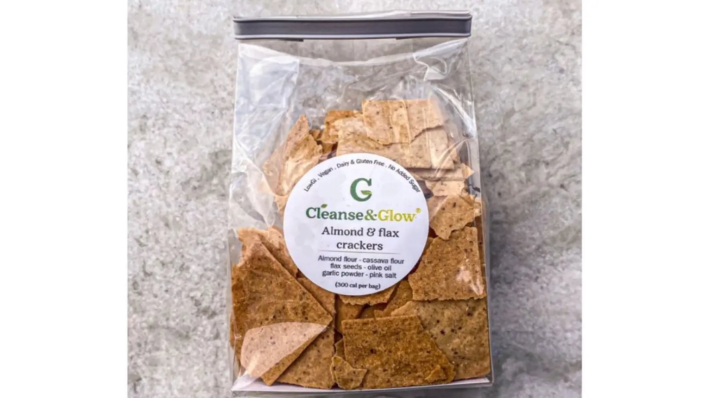 مقرمشات اللوز و بذور الكتان