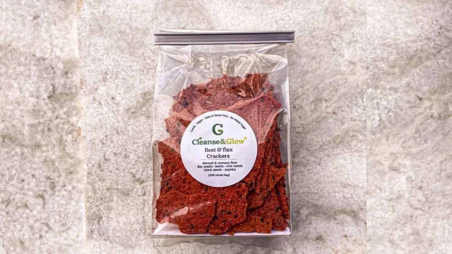 مقرمشات البنجر و بذور الكتان